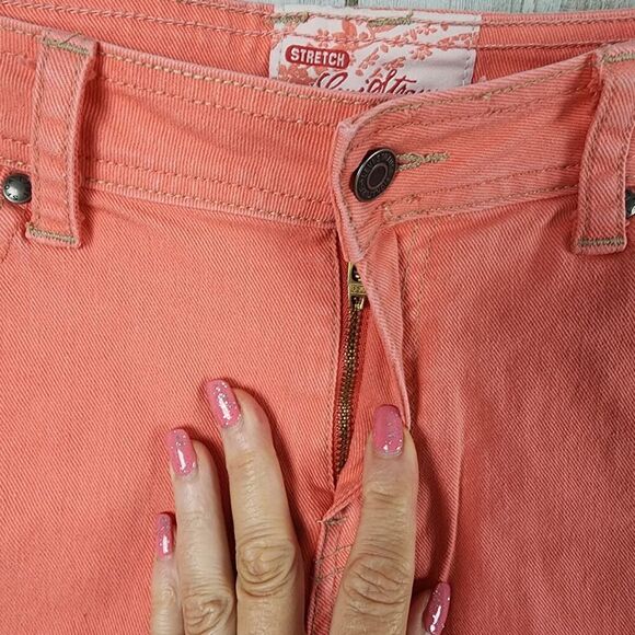 Levi's Strauss Signature Denim Shorts Salmon Pink Size 8 - Picture 5 of 6